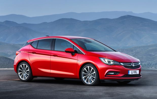 Vauxhall Astra Best Family Car at Car Buyer 2017 awards