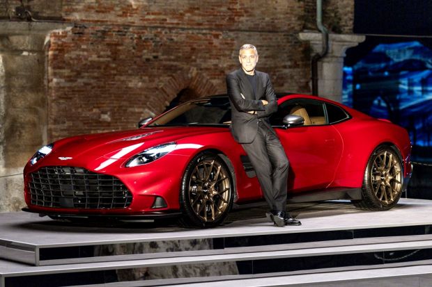 Aston Martin Vanquish unveiled