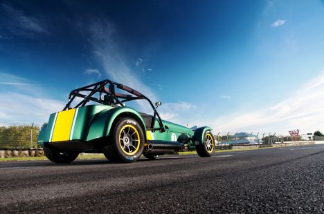 Caterham launches premier Superlight R600 series
