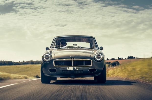 Frontline's V8-powered LE60 heads for the US