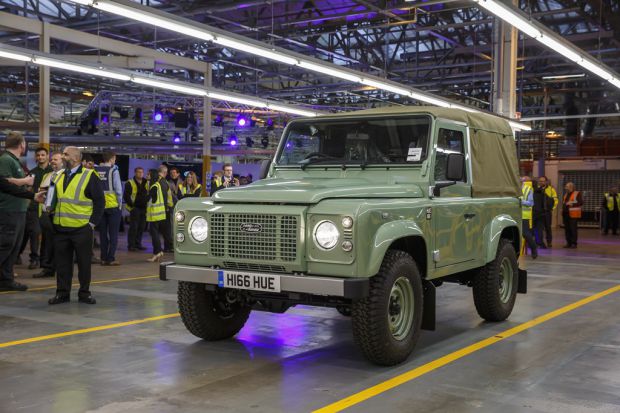 Last of the current Defenders is built in Solihull