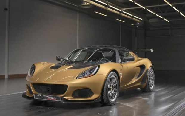 Lotus adds 10 'lightnesses' to the Elise Cup 250 to make Cup 260