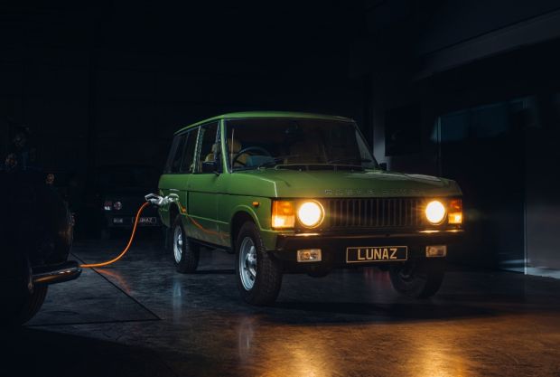 Lunaz to begin production of electric classic Range Rovers