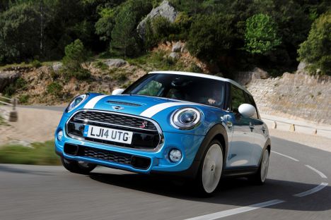 MINI celebrates record UK sales in 2014
