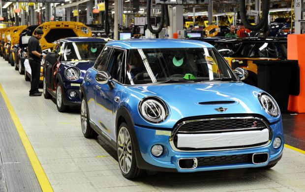 MINI celebrates production milestone double