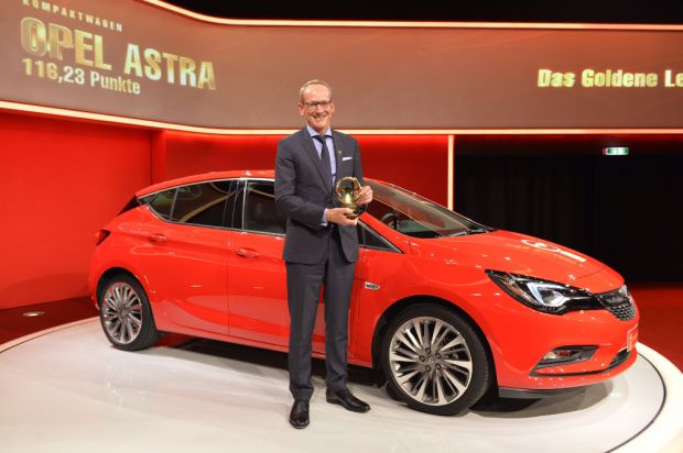 Vauxhall Astra wins Germany's 2015 Golden Steering Wheel
