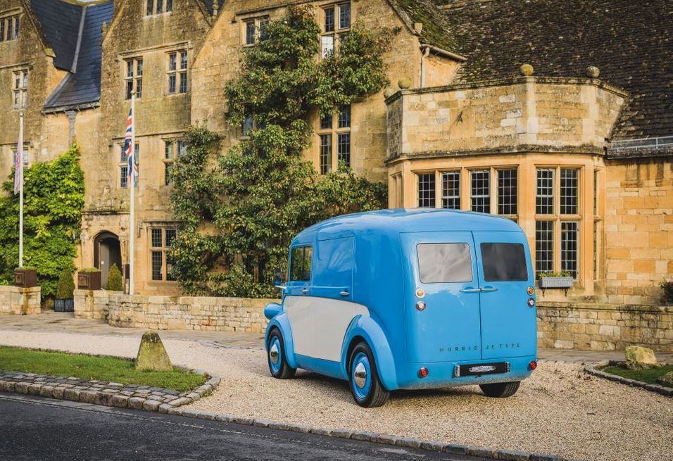 Morris JE