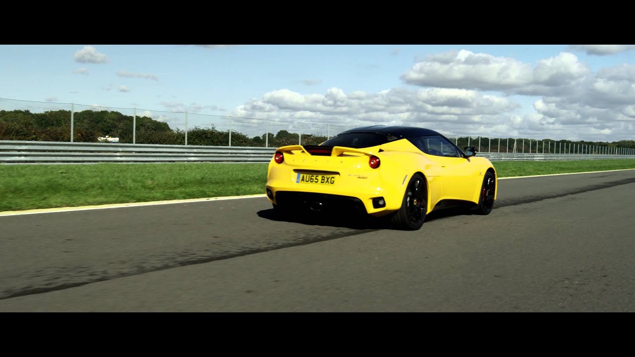 Lotus Evora 400 – From Road To Track, It’s Superior